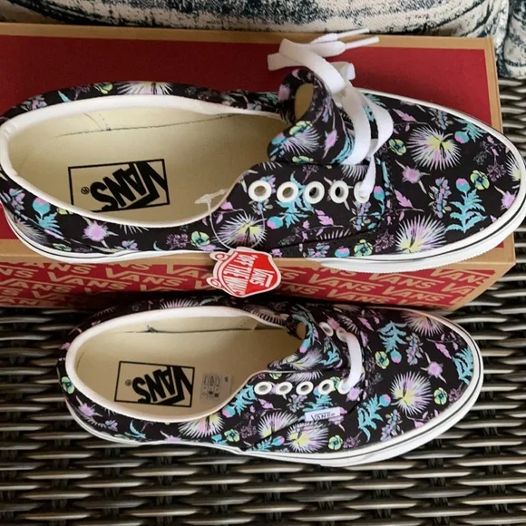 Vans Era Paradise Floral Black/True White WMNS - Picture 3 of 16